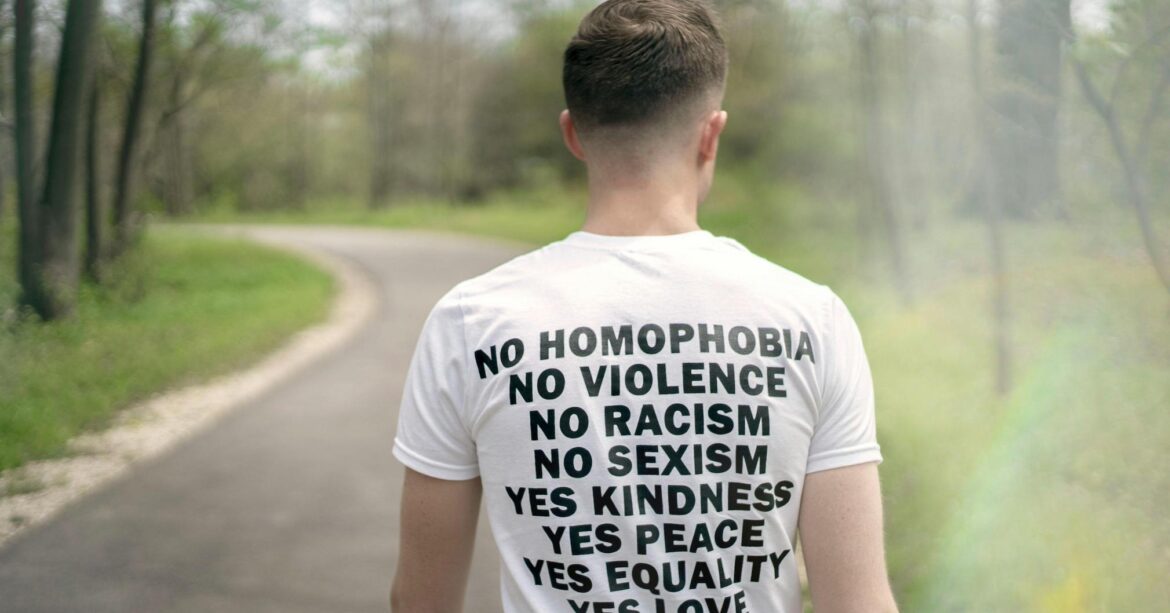 Publicidade e LGBTQIA+: Força na Busca pela Equidade