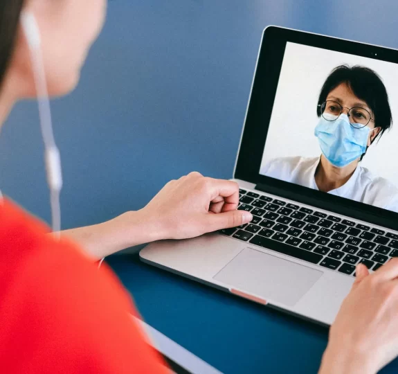 Saúde: Saiba como sua marca pode navegar no cenário digital