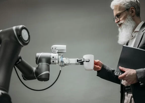 Inteligência Artificial é Ferramenta: Como o Computador e a Internet